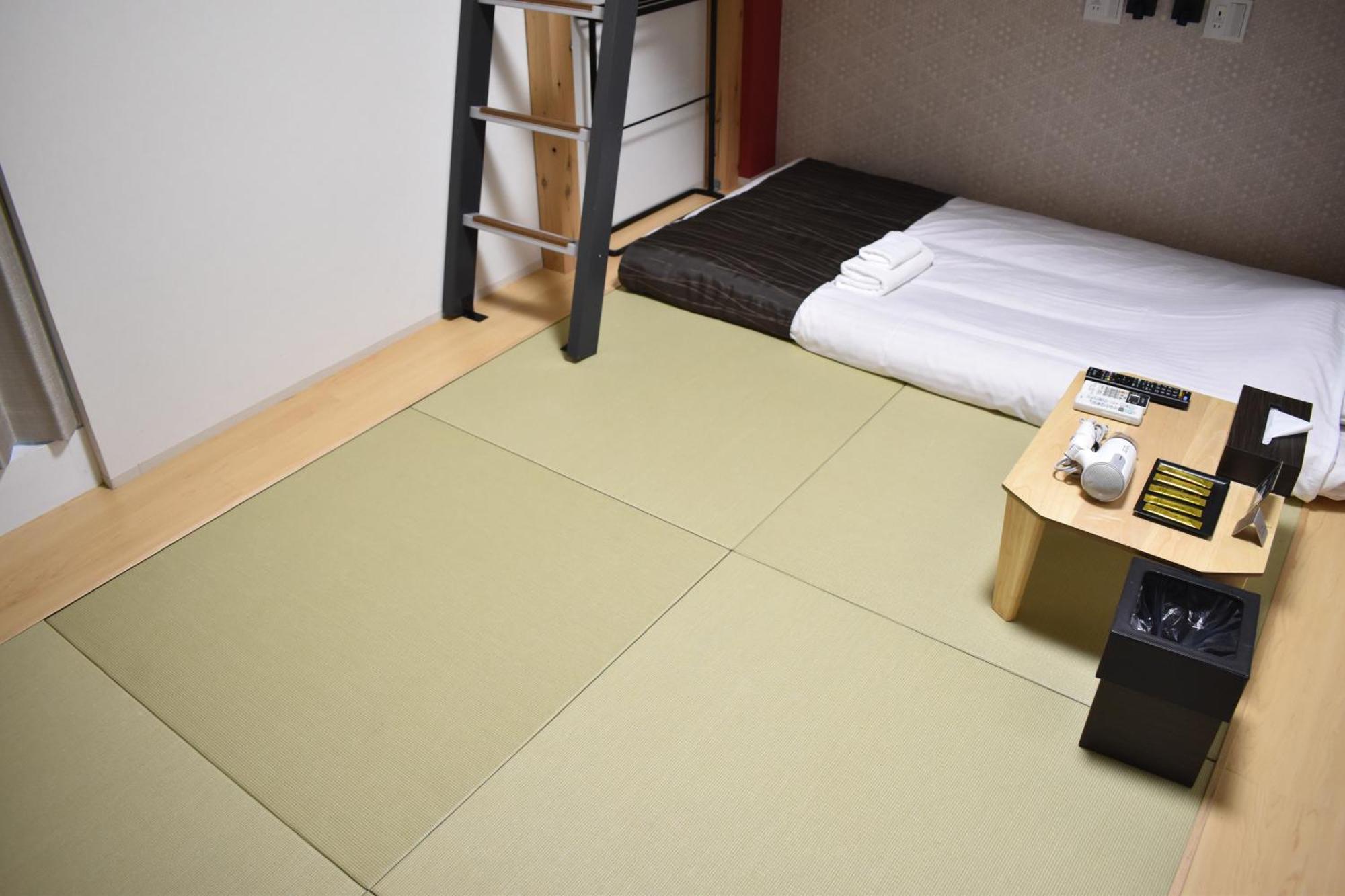 Shinsaibashi House Hotell Ōsaka Rom bilde